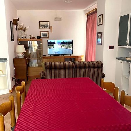 Laghetto Delle Buse Home Brusago Luaran gambar