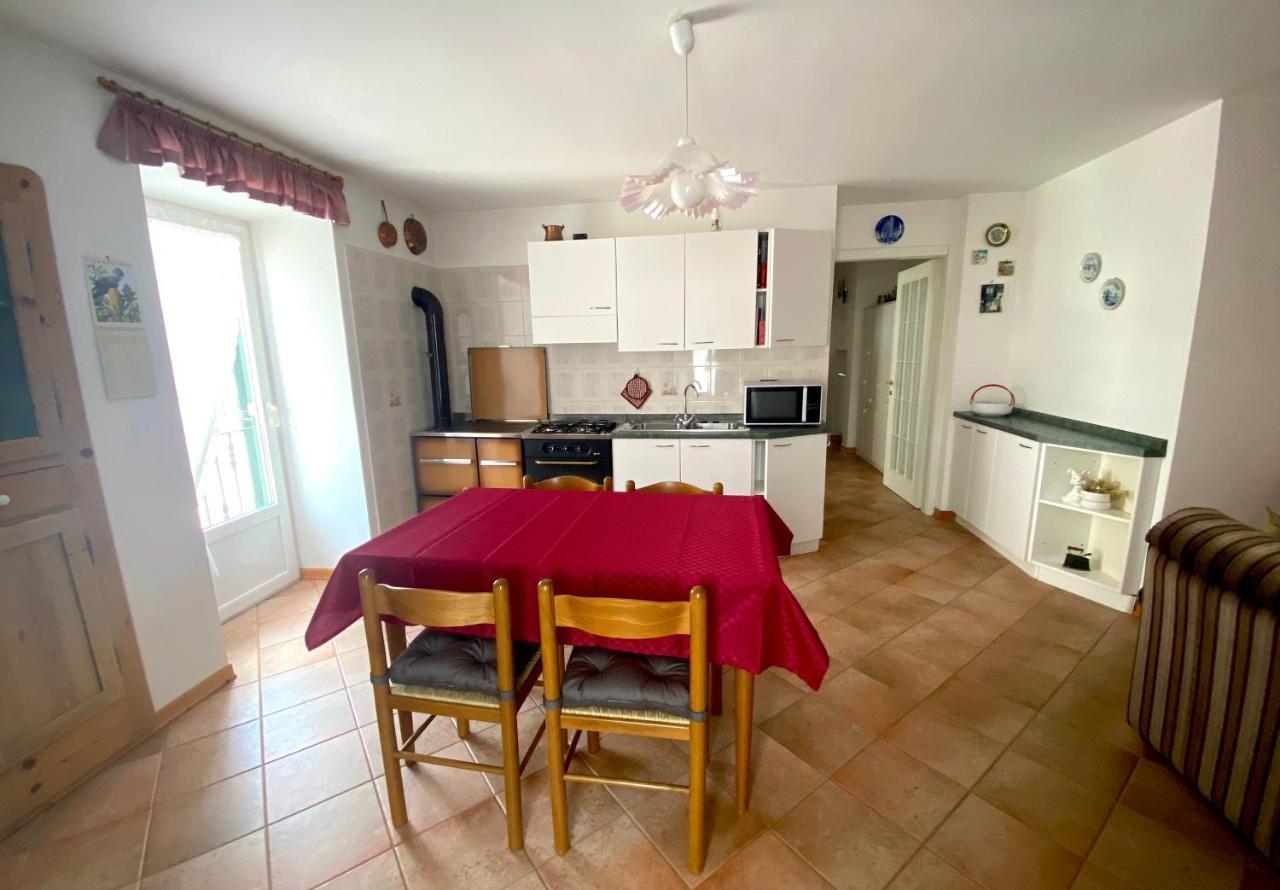 Laghetto Delle Buse Home Brusago Luaran gambar