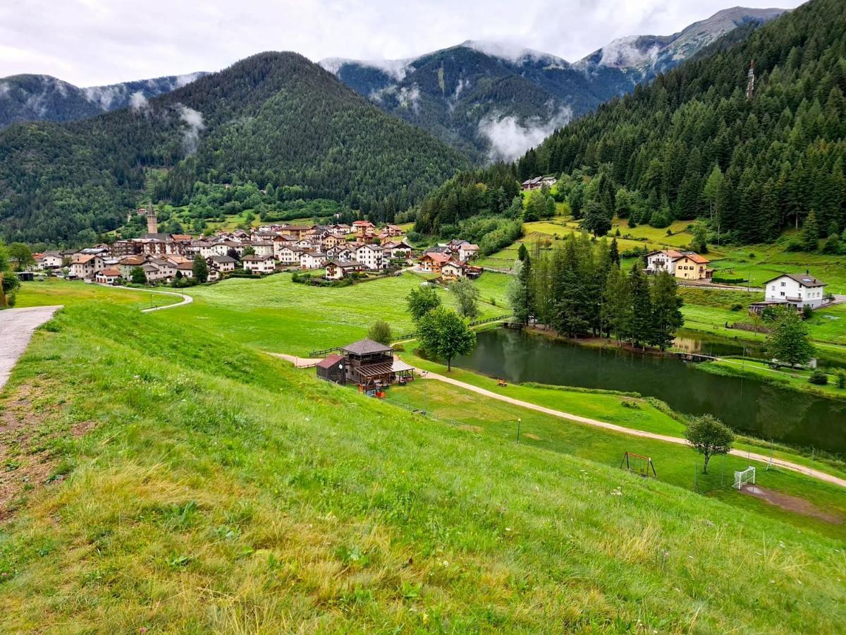 Laghetto Delle Buse Home Brusago Luaran gambar
